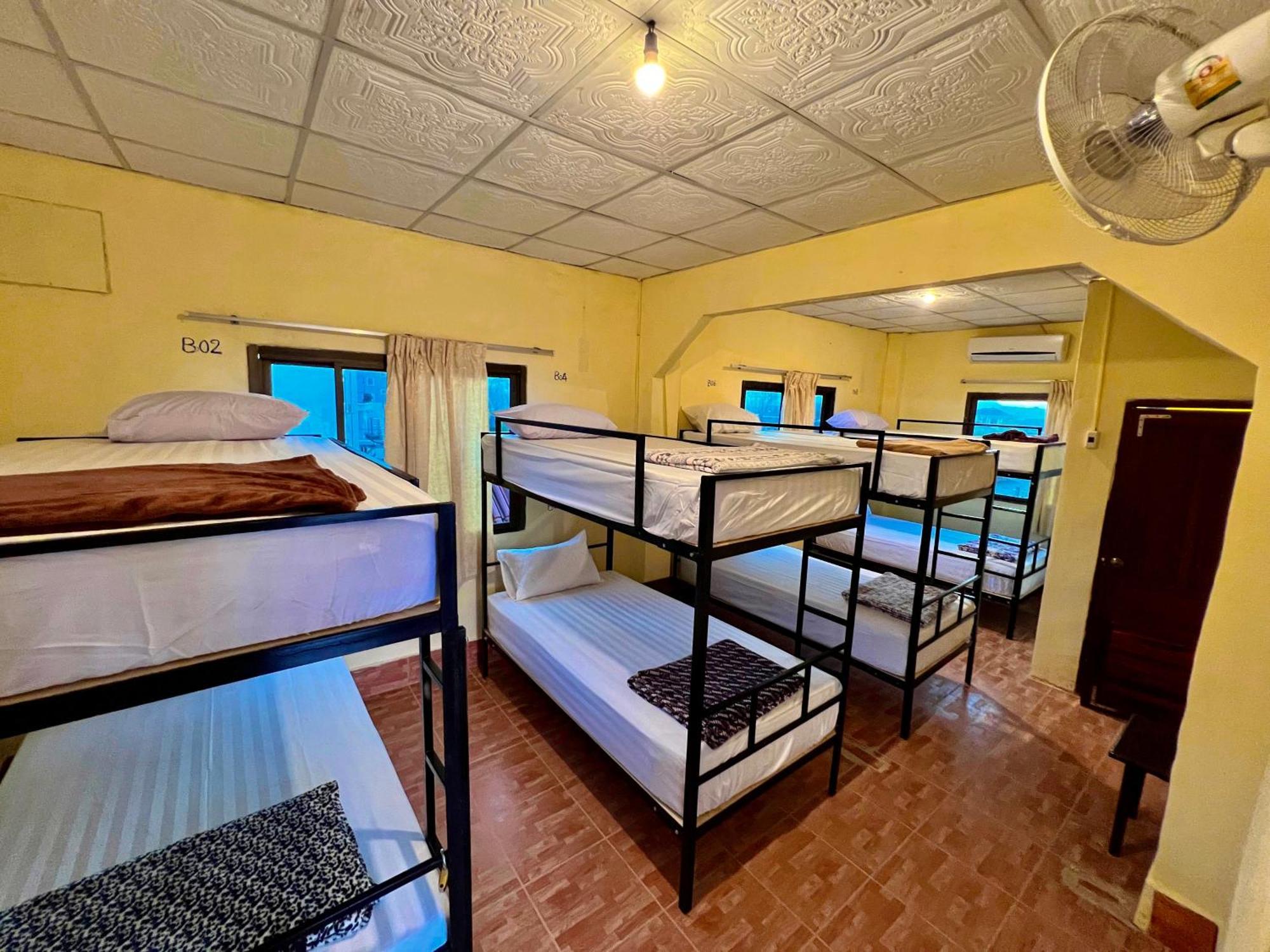 Easy Go Backpacker Hostel Vangviang Kültér fotó
