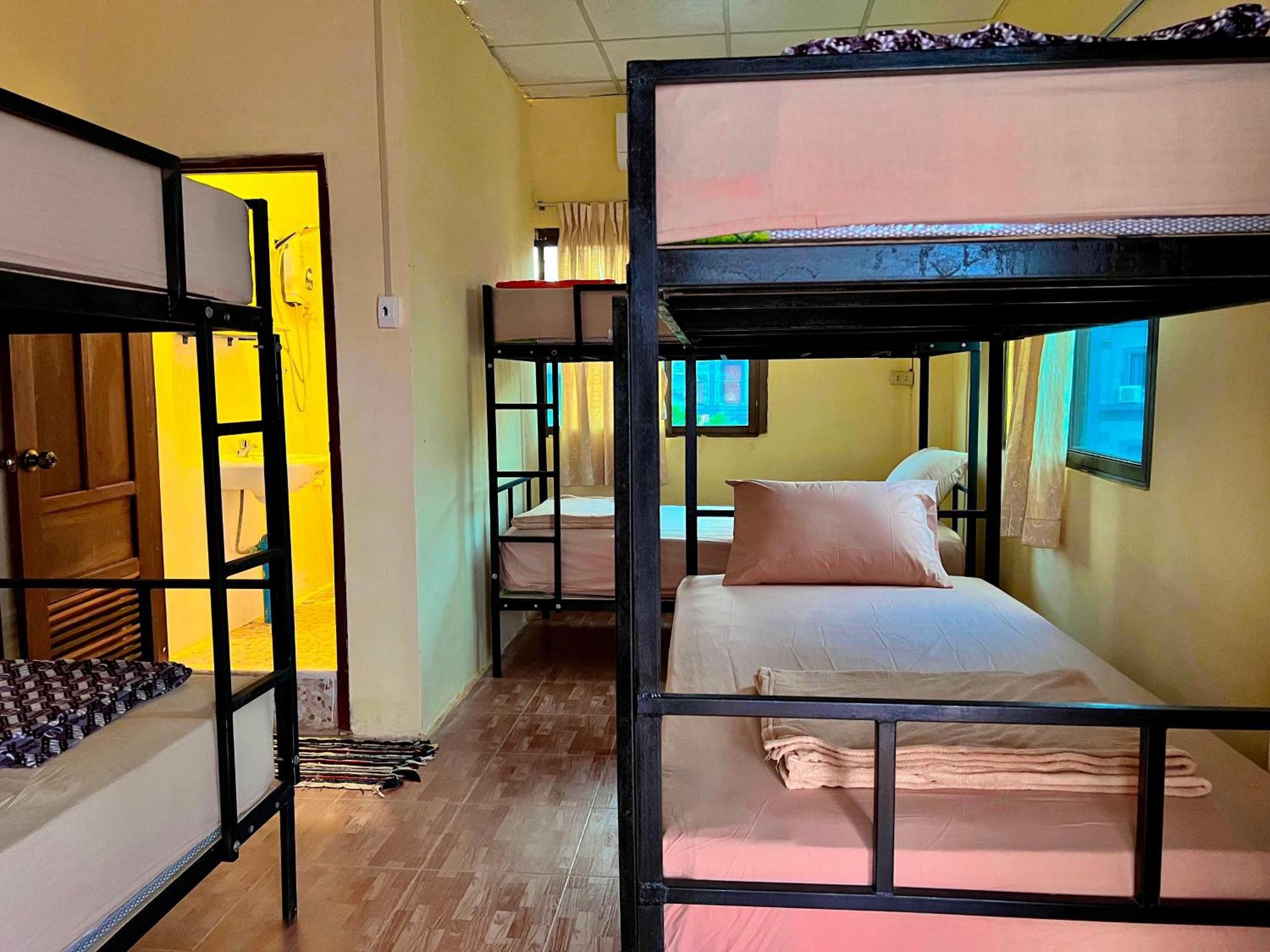Easy Go Backpacker Hostel Vangviang Kültér fotó