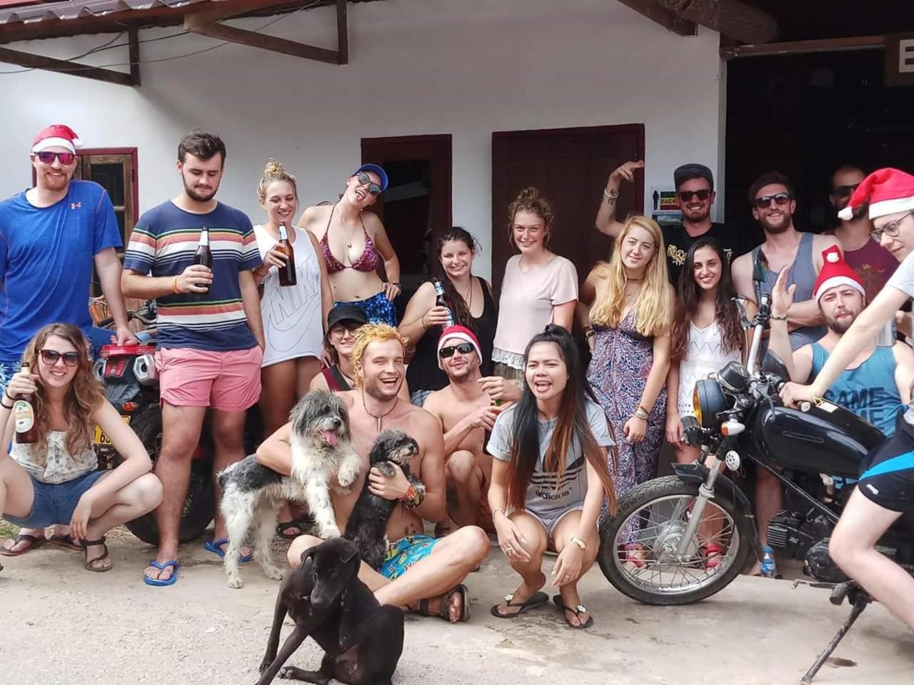 Easy Go Backpacker Hostel Vangviang Kültér fotó